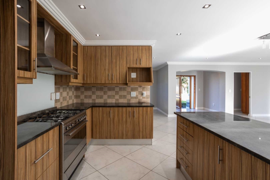 To Let 3 Bedroom Property for Rent in Val De Vie Estate Western Cape